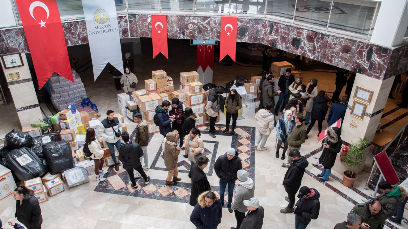 Selçuk Üniversitesi, Ayni Yardım Kampanyası düzenledi